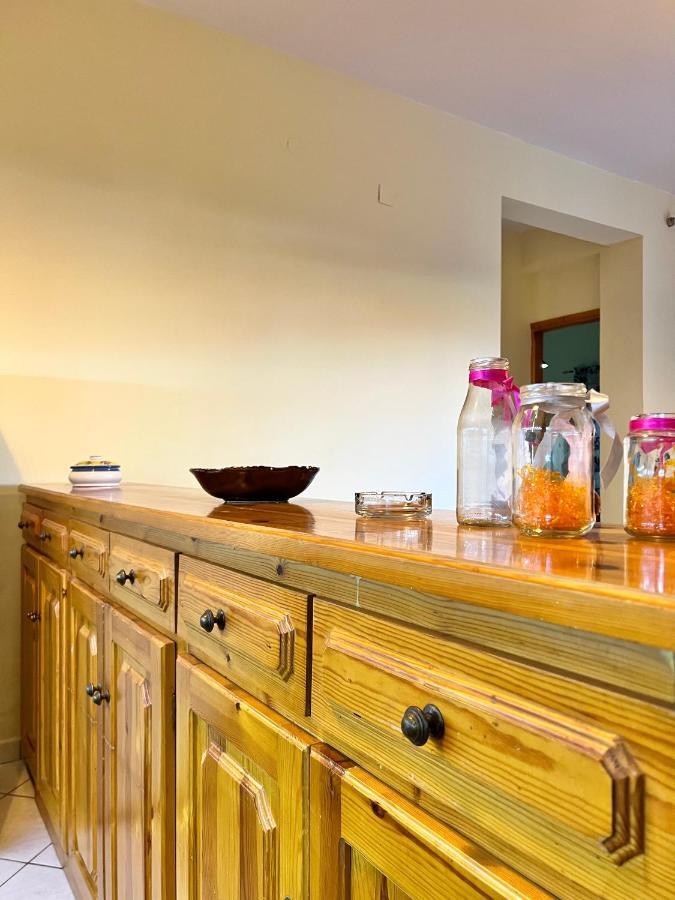Village Apartment Маратиас Екстериор снимка